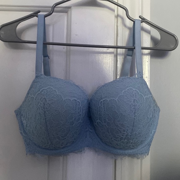 Victoria’s Secret Baby Blue Lace Bra - Picture 1 of 5